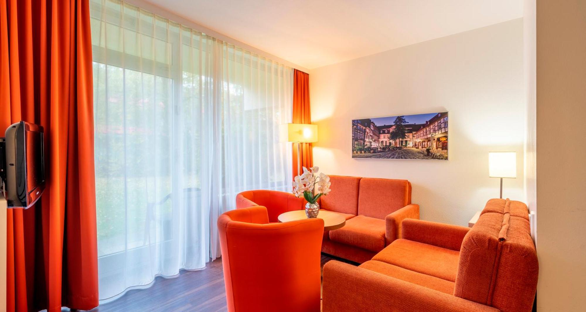 Plaza Inn กอสลาร์ ภายนอก รูปภาพ