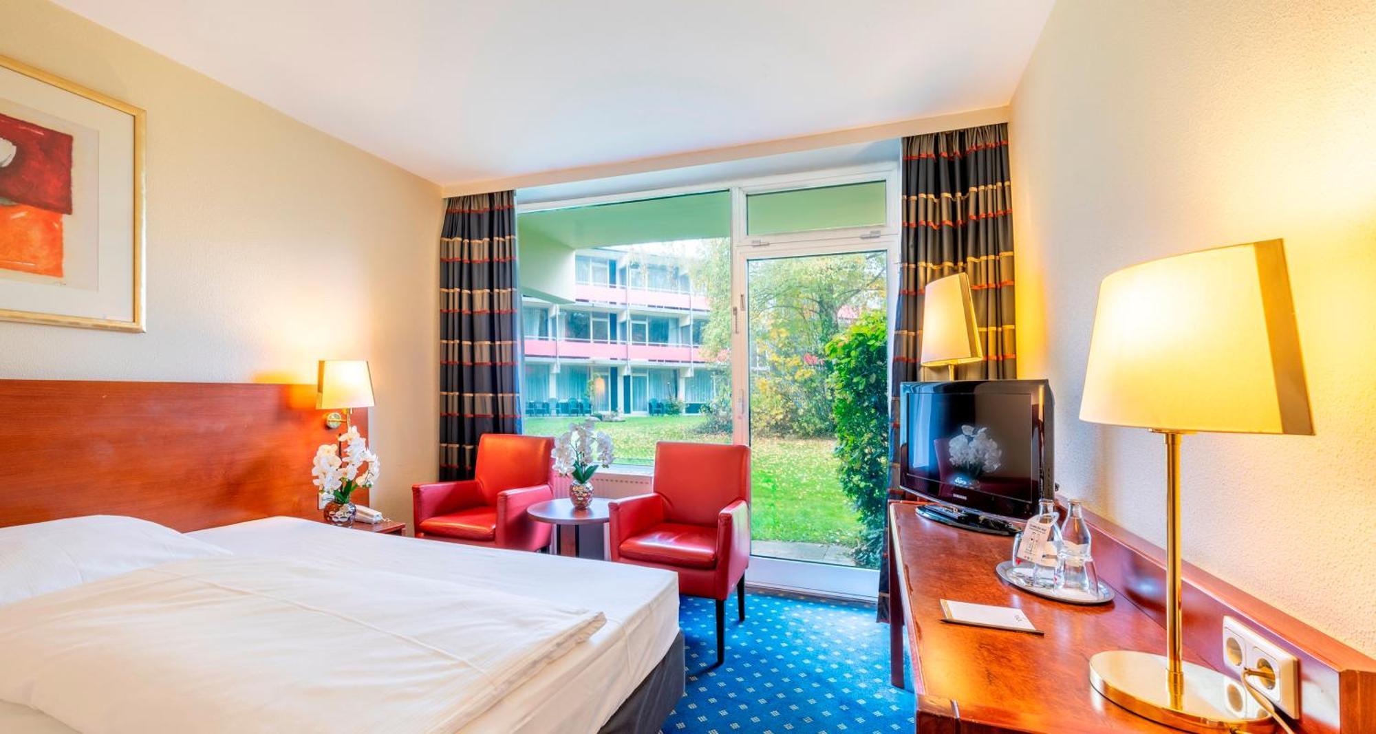 Plaza Inn กอสลาร์ ภายนอก รูปภาพ